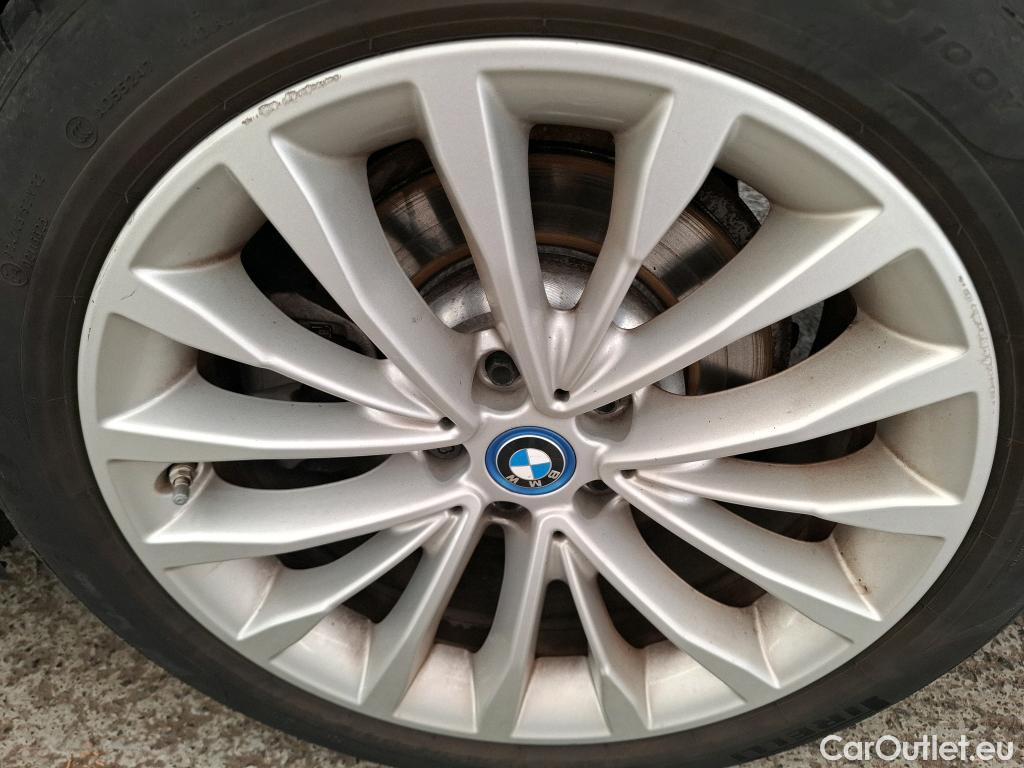  Bmw  Serie 5 BMW Série 5 Touring / 2020 / 5P / Break 530e 292ch Luxury BVA8 #17