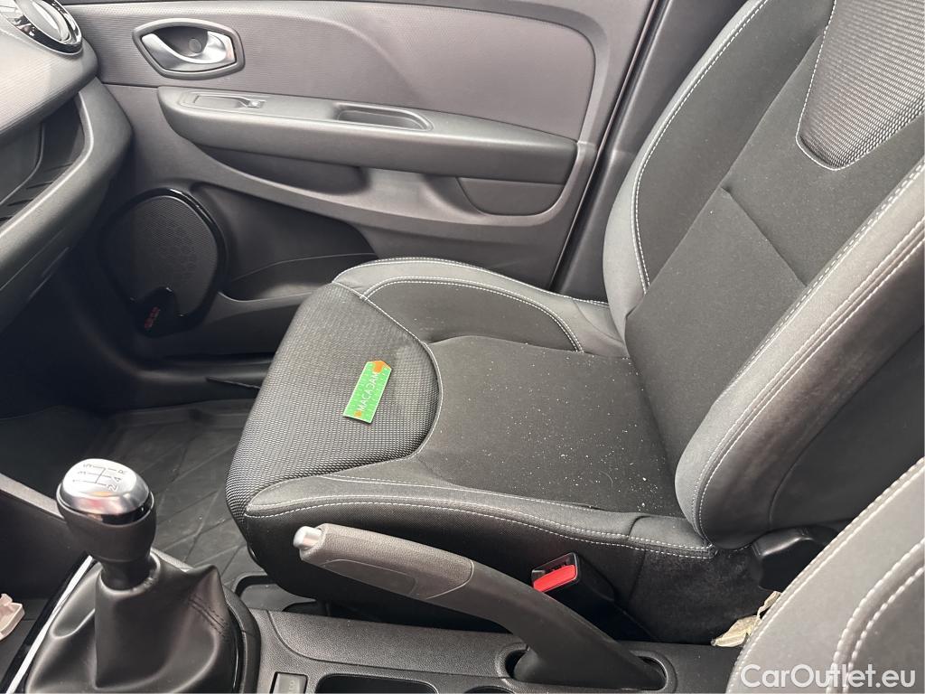  Renault  Clio  IV Air MediaNav 1.5 dCi 90CV BVM5 E6 #14