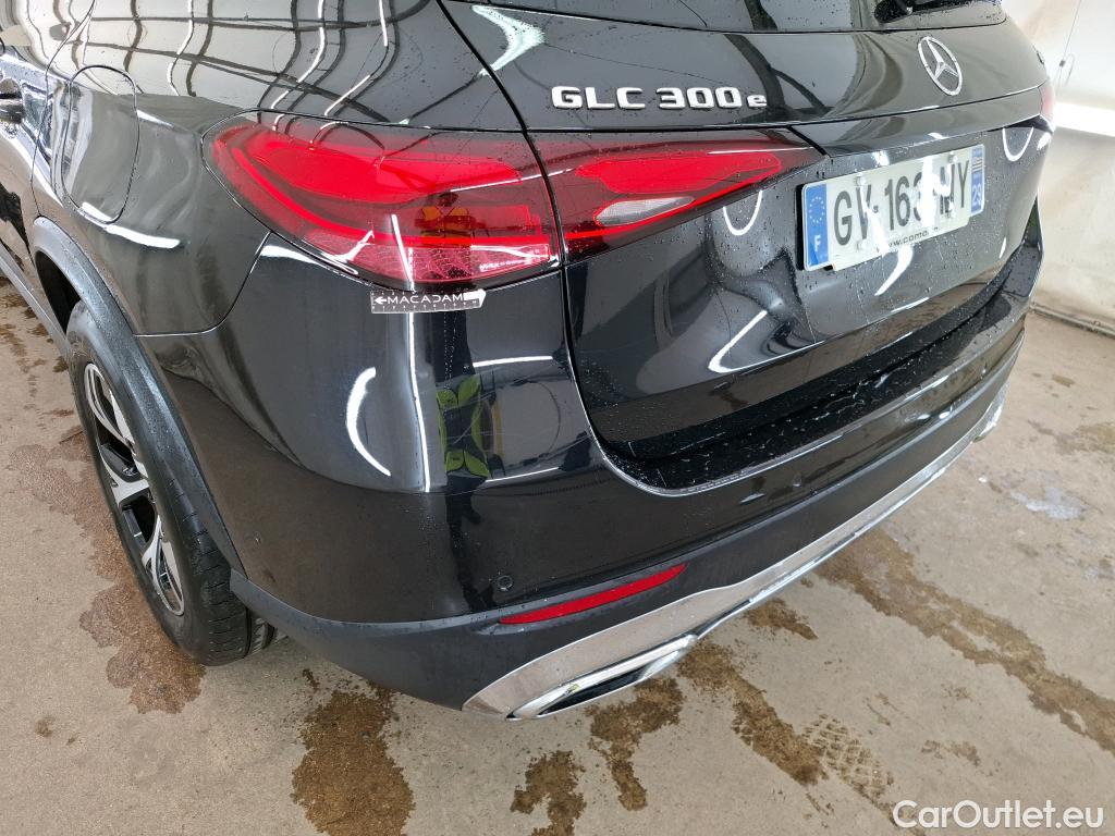  Mercedes  GLC MERCEDES-BENZ  / 2022 / 5P / SUV  300 e Business Line 4MATIC #19