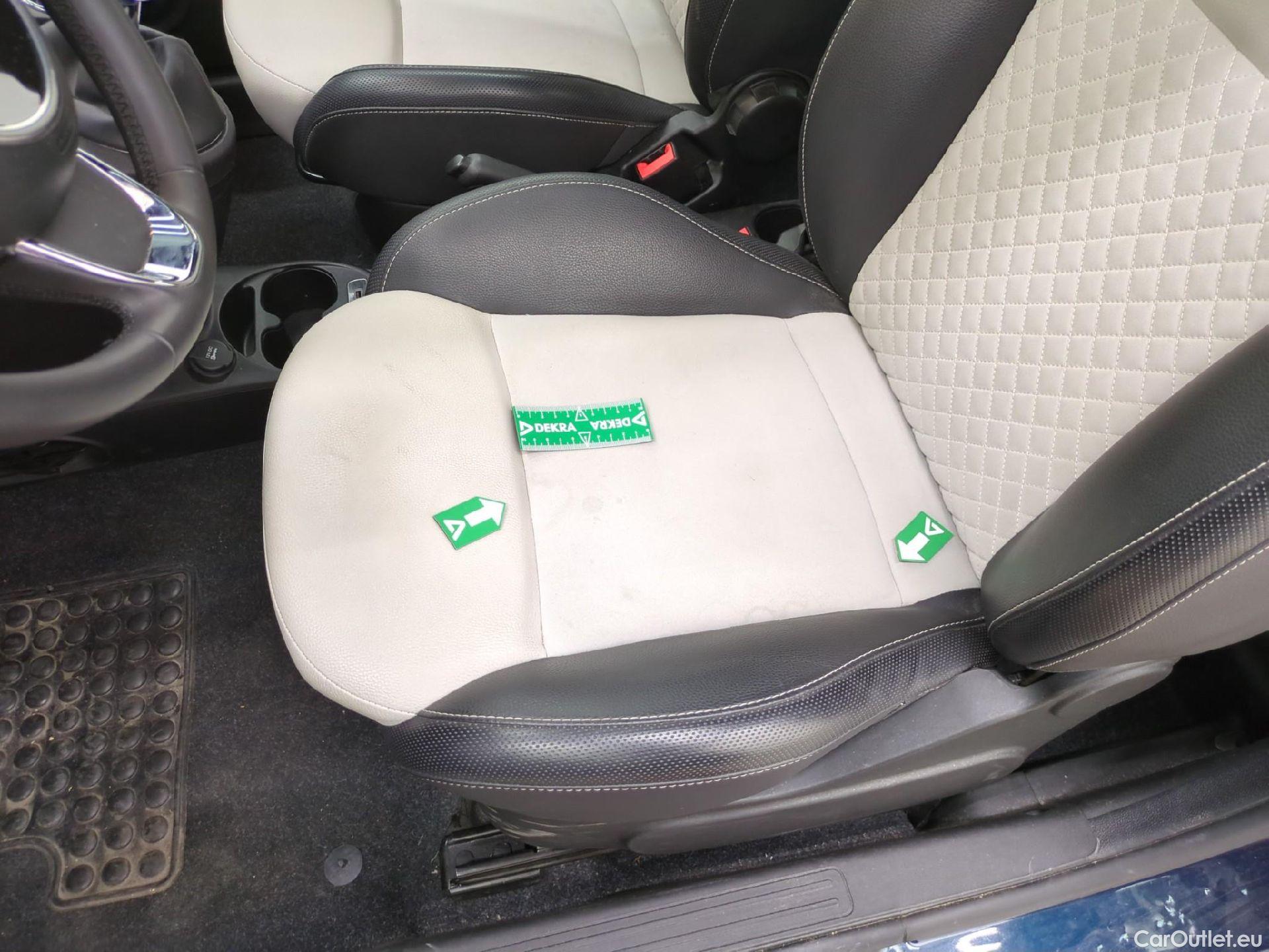  Fiat  500 FIAT  / 2015 / 3P / Berline Hybrid 1.0 BSG 70 ch Dolcevita #6