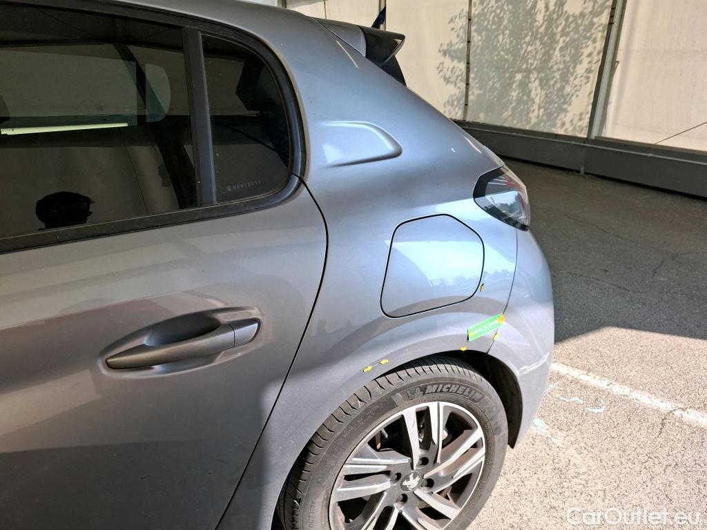  Peugeot  208  Allure Pack 1.2 PureTech 100CV BVM6 E6d #21