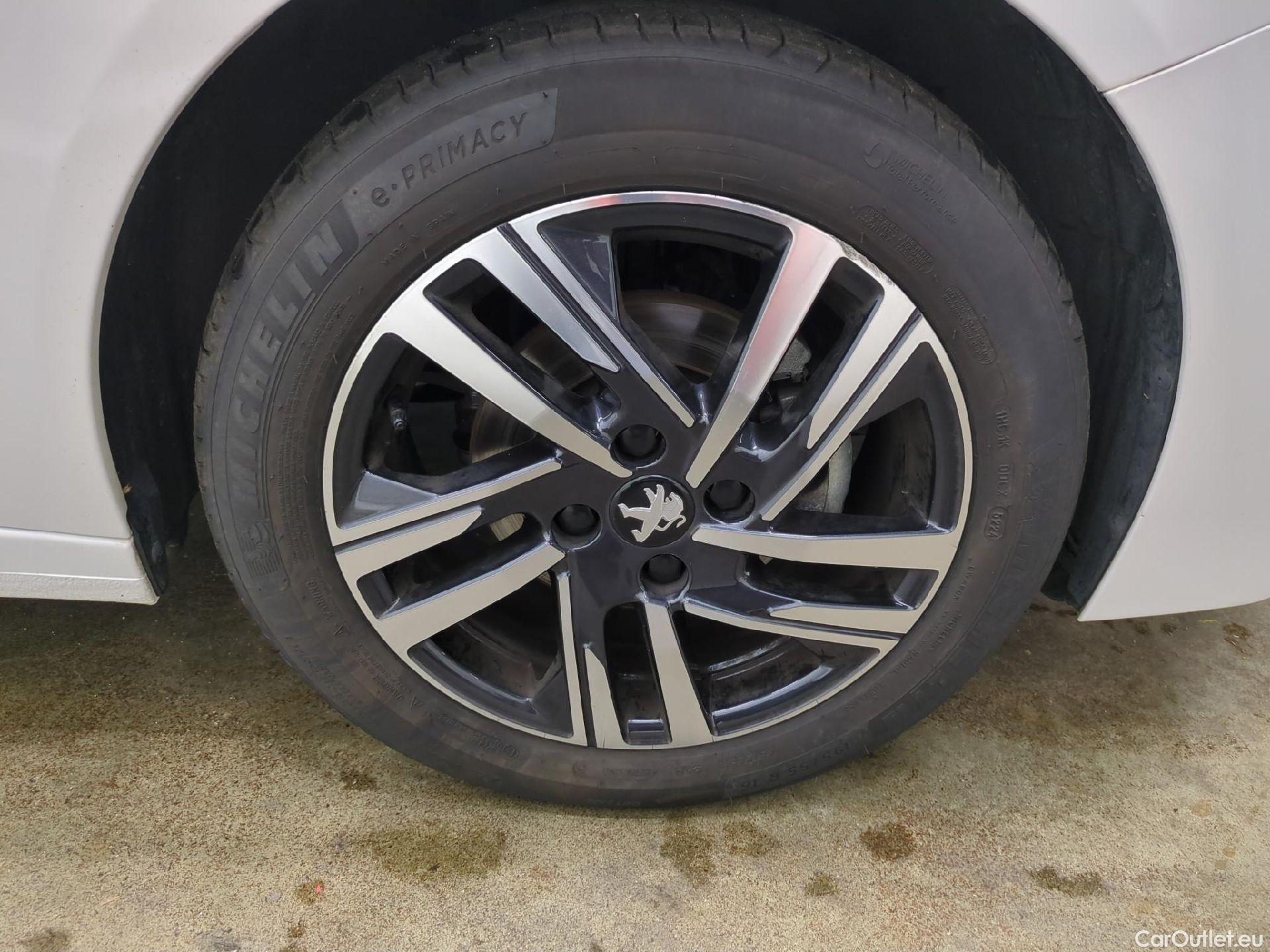  Peugeot  208  Style 1.2 PureTech 75CV BVM5 E6d #2