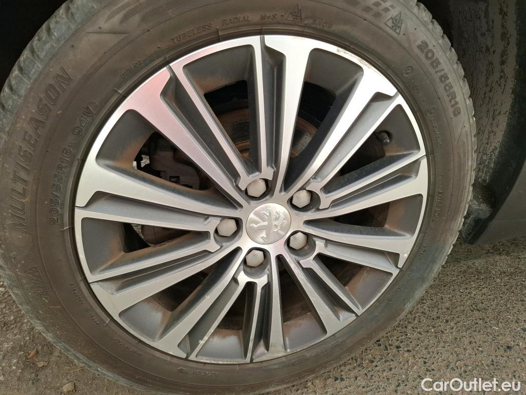  Peugeot  308  Allure Business 1.2 PureTech 130CV BVA8 E6d #8