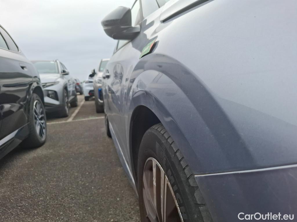  Peugeot  208  Allure Pack 1.2 PureTech 100CV BVM6 E6d #108