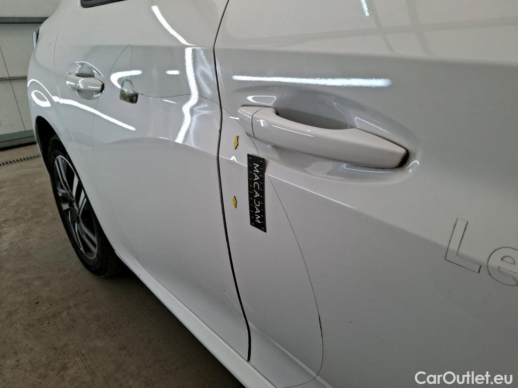  Peugeot  208  Allure Business 1.2 PureTech 100CV BVM6 E6d #7