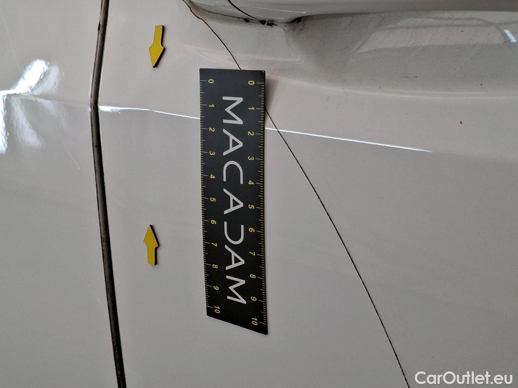  Peugeot  208  Allure Business 1.2 PureTech 100CV BVM6 E6d #8