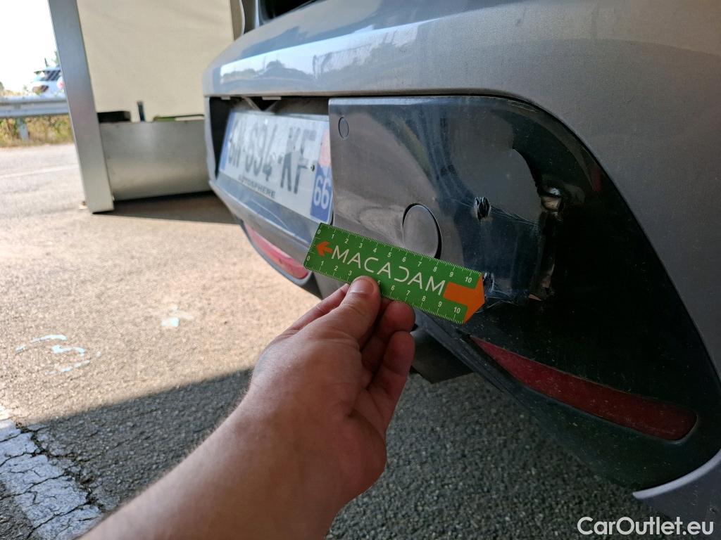  Peugeot  208  Allure Pack 1.2 PureTech 100CV BVM6 E6d #44