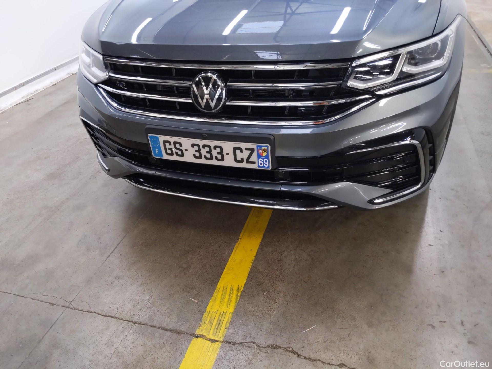  Volkswagen  Tiguan VOLKSWAGEN  Allspace / 2021 / 5P / SUV 2.0 TDI 150 DSG7 R-Line #20