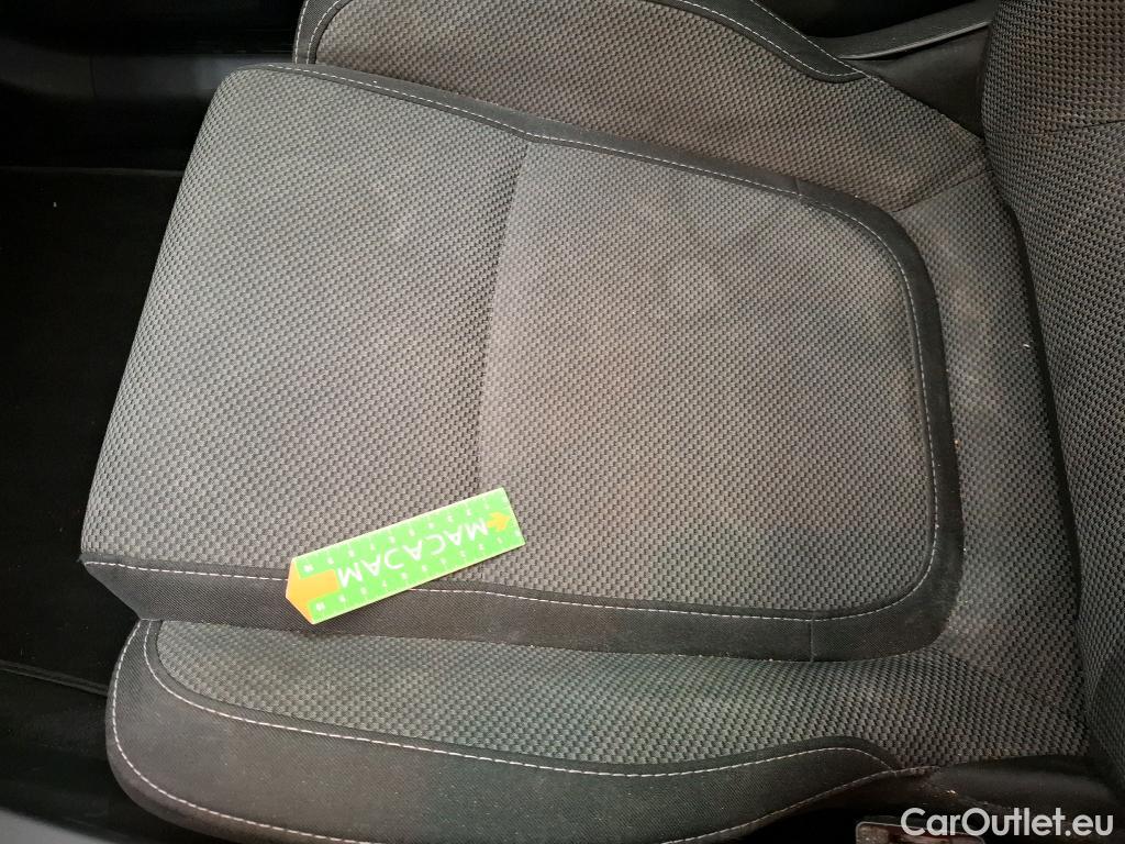  Renault  Megane  IV Estate Evolution 1.5 dCi 115CV BVA7 E6d #69