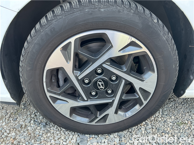  Hyundai  i30  kom.1.5T-GDI Smart AT 5d #17