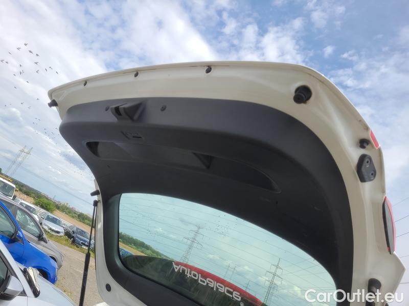  Hyundai  i30  (PD)(01.2017 ->)  kom.1.0TGDI Family Comf #6