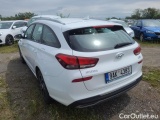 i30