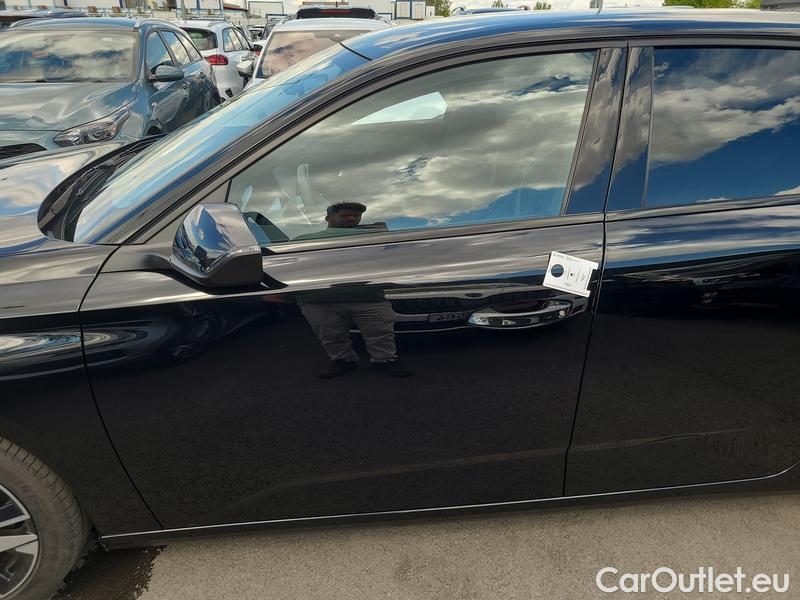  Peugeot  308   (P5) (2021)  SW 1.2PT 130 Allure AT #7