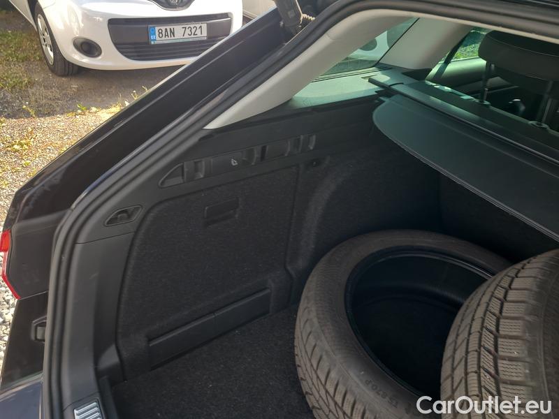  Skoda  Superb  Combi (3V5)(2015) Su.C.2.0TDI 147 4x4 Style Aut #19