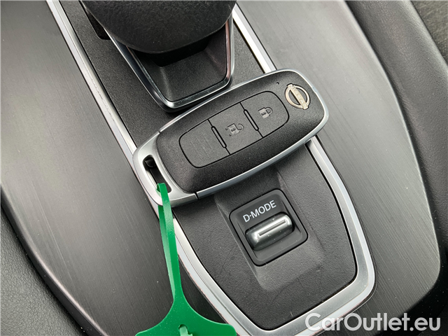  Nissan  Qashqai Qas. 1.3MHEV 158 N-Connecta AT #2