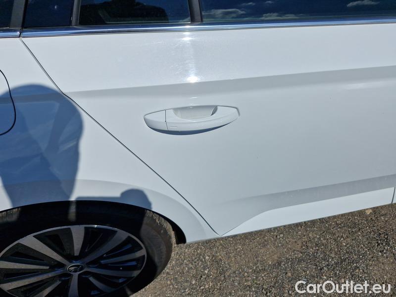  Skoda  Superb  Combi (3V5)(2015) Sup.C.FL2.0TDI 110 Style #46