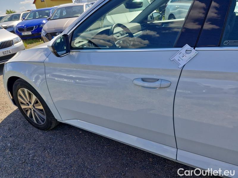  Skoda  Superb  Combi (3V5)(2015) Sup.C.FL2.0TDI 110 Style #9