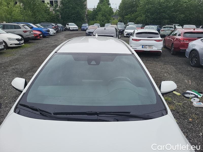  Toyota  Corolla  (E21) (2019)  TS 1.8Hyb. Active AT #1