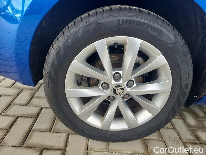 Skoda  Octavia  Lim. (NX3)(2020)  2.0TDI 110 Style #15