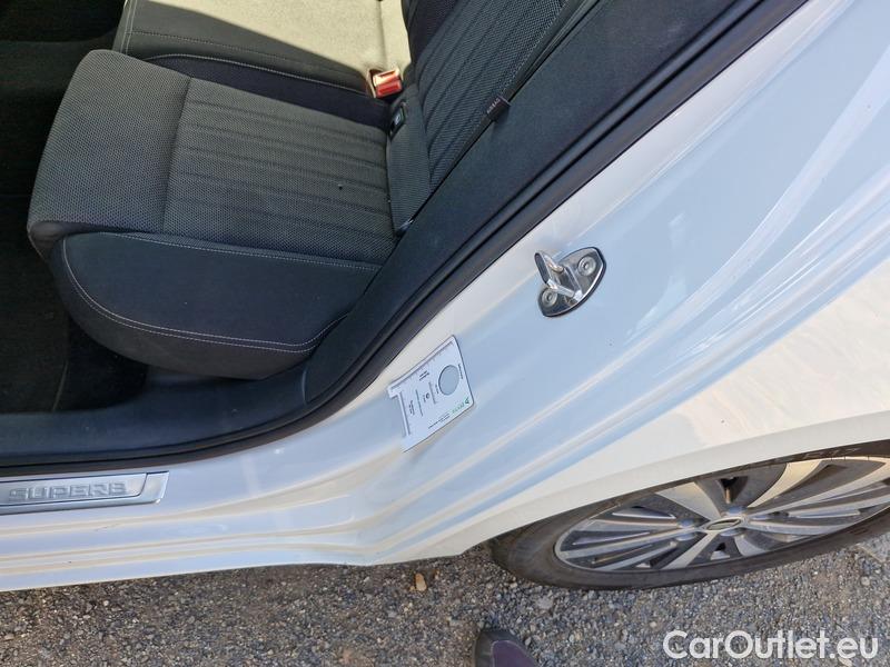  Skoda  Superb  Combi (3V5)(2015) Sup.C.FL2.0TDI 110 Style #24