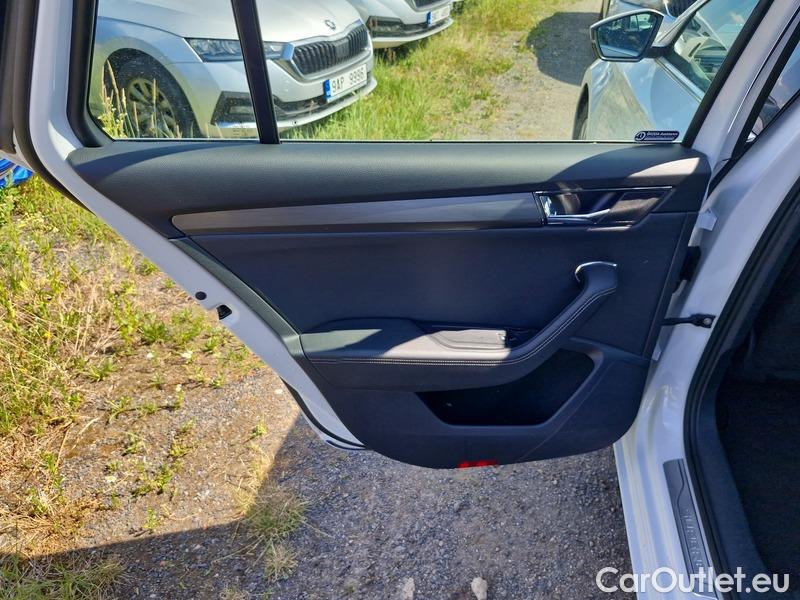  Skoda  Superb  Combi (3V5)(2015) Sup.C.FL2.0TDI 110 Style #23