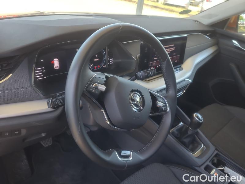  Skoda  Octavia  Combi (NX3)(2020) Oct.Combi 1.5TSI 110 Style #11