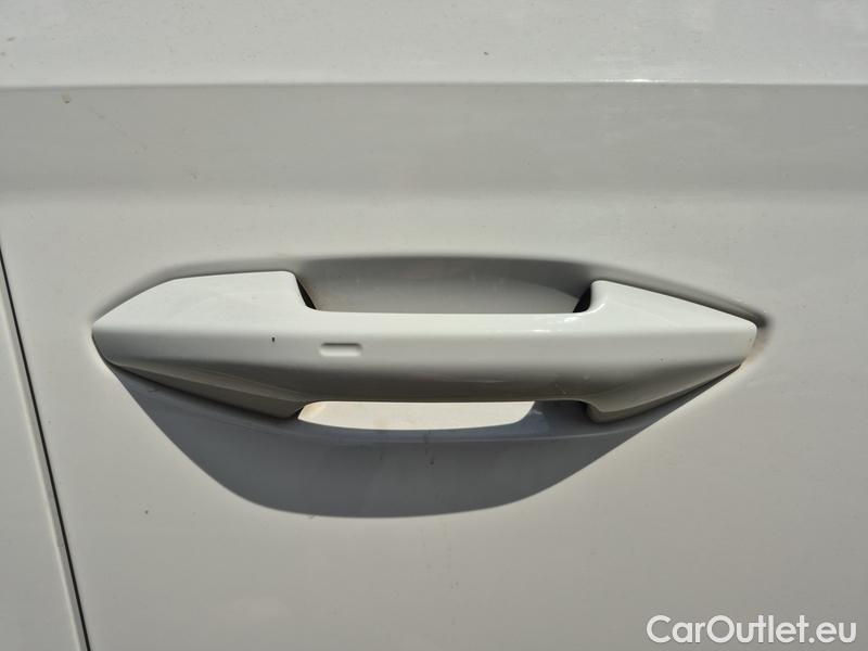  Skoda  Octavia  Combi (NX3)(2020) Oct.C.2.0 TDI 110 Ambition #14