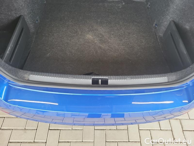  Skoda  Octavia  Lim. (NX3)(2020)  2.0TDI 110 Style #8