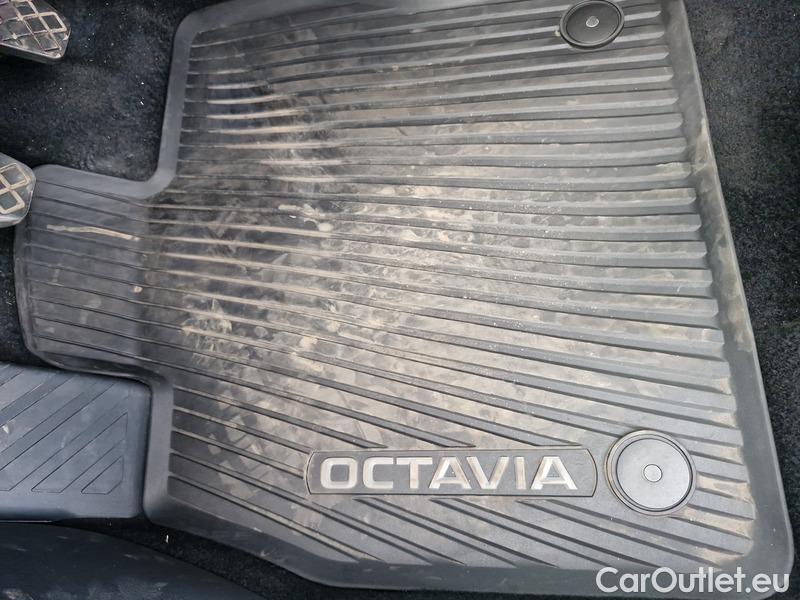  Skoda  Octavia  Combi (NX3)(2020) Oct.Combi 2.0TDI 85 Style #3