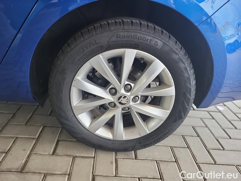  Skoda  Octavia  Lim. (NX3)(2020)  2.0TDI 110 Style #14