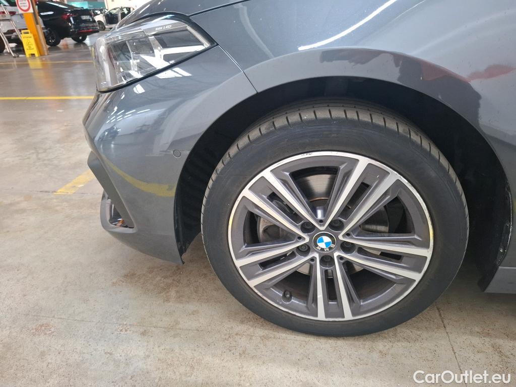  Bmw  Serie 1 Série 1 Berline 116 d Lounge 1.5 115CV BVA7 E6d #111