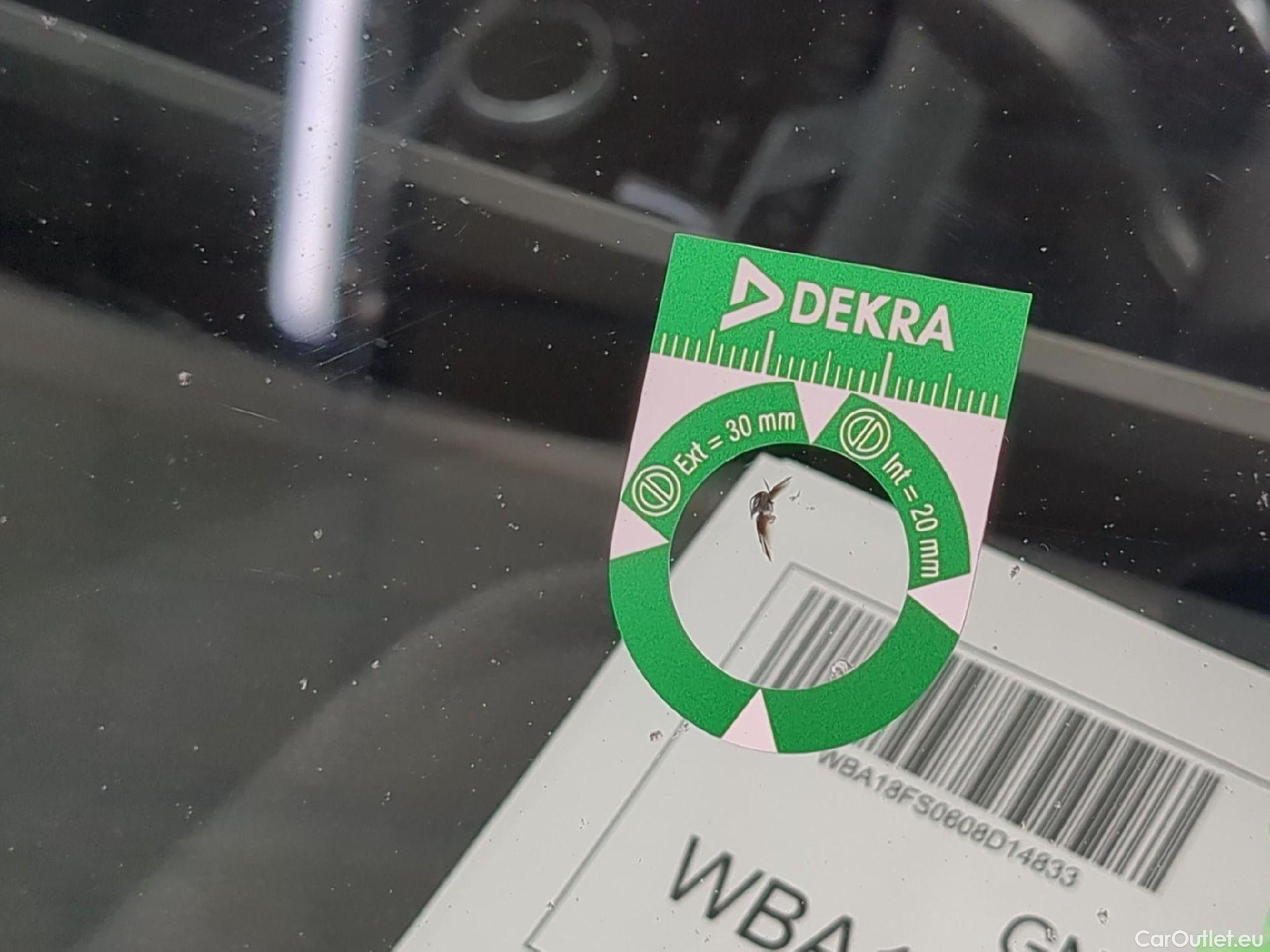  Bmw  Serie 3 BMW Série 3 Berline / 2022 / 4P / Berline 320e 204ch Business Design BVA8 Hybride #28