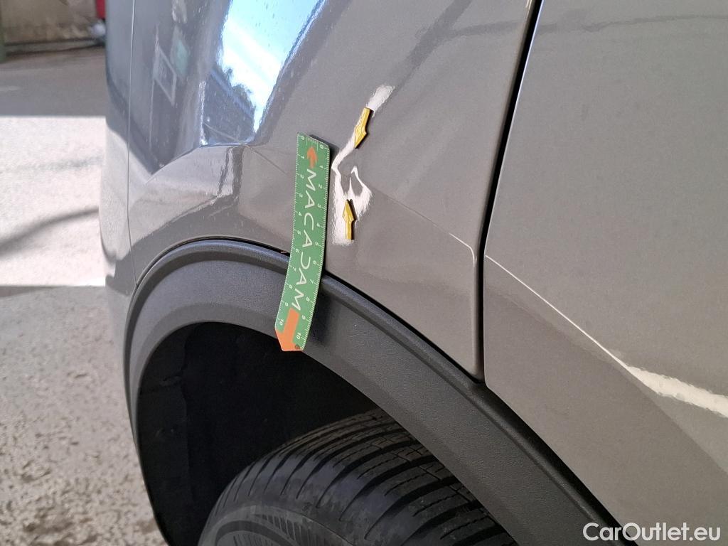  Ford  Kuga FORD  / 2019 / 5P / SUV 2.5 190 hybrid Flexifuel Pshift Titanium #3