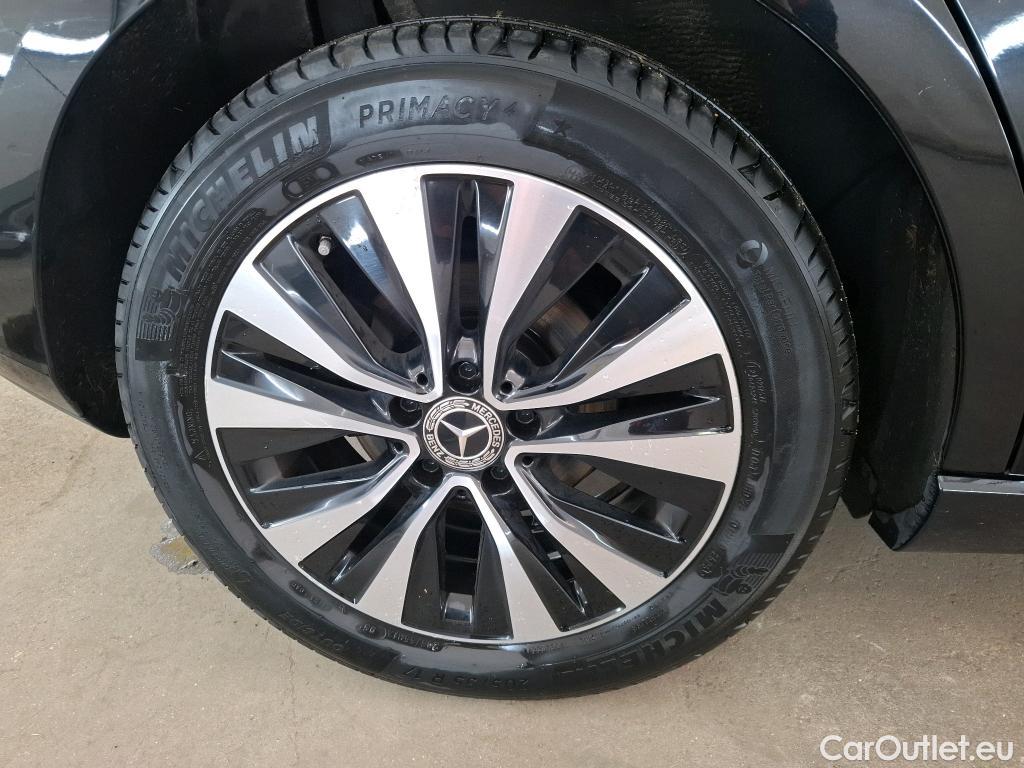  Mercedes  B-Klasse MERCEDES-BENZ Classe B / 2019 / 5P / monospace B 180 d Business Line Edition BA8 #40