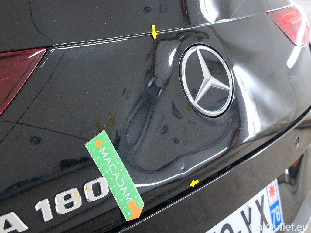  Mercedes  CLA-Klasse MERCEDES-BENZ CLA Coupe / 2019 / 4P / Coupé CLA 180 Business Line BA7 #3