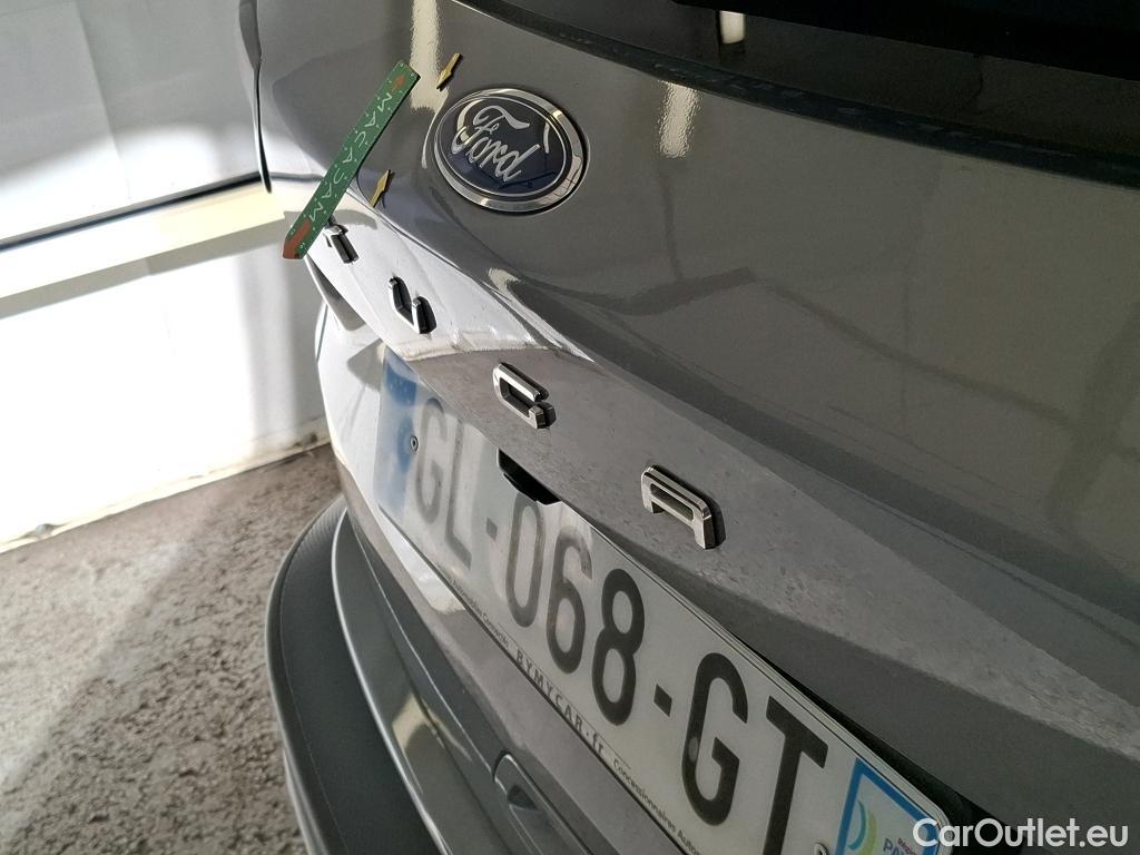  Ford  Kuga FORD  / 2019 / 5P / SUV 2.5 190 hybrid Flexifuel Pshift Titanium #11