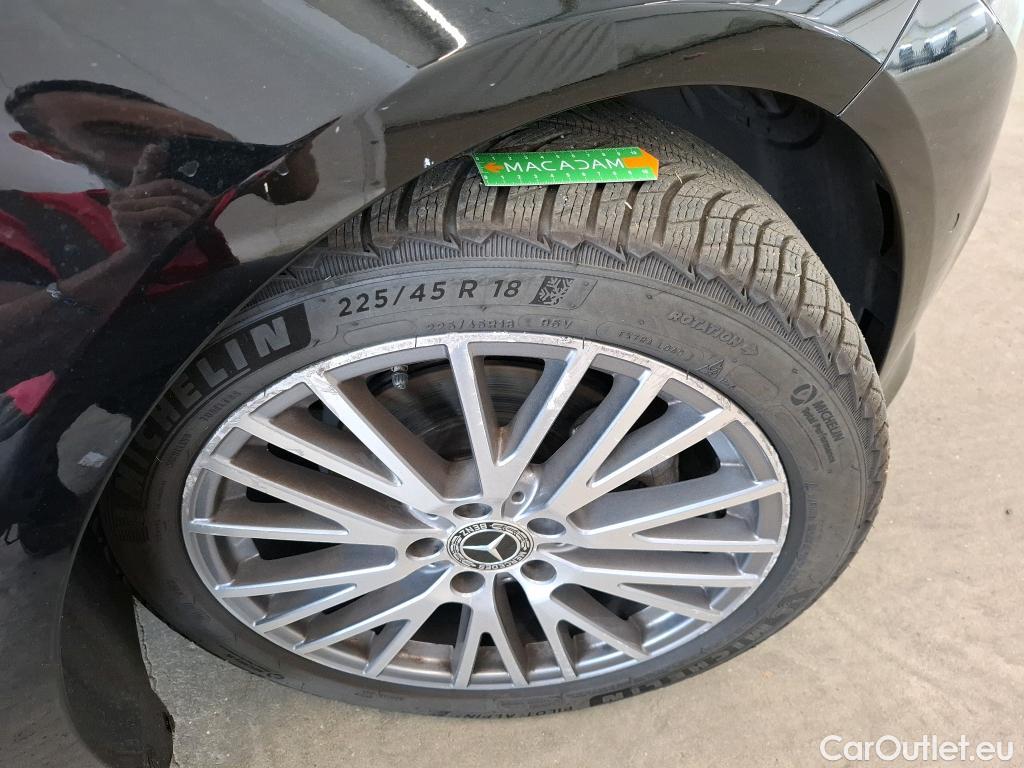  Mercedes  CLA-Klasse MERCEDES-BENZ CLA Coupe / 2019 / 4P / Coupé CLA 180 Business Line BA7 #29
