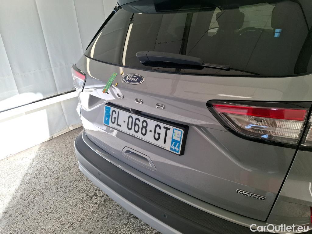  Ford  Kuga FORD  / 2019 / 5P / SUV 2.5 190 hybrid Flexifuel Pshift Titanium #9