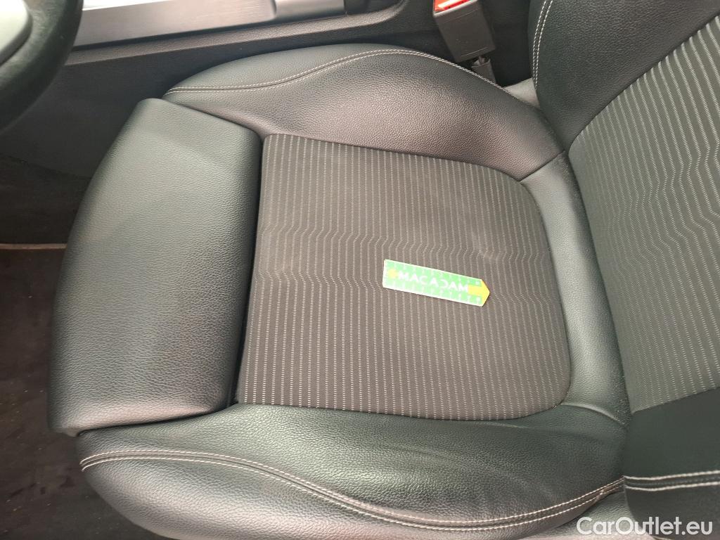 Mercedes  B-Klasse MERCEDES-BENZ GLB / 2019 / 5P / SUV GLB 200 d Business Line #11