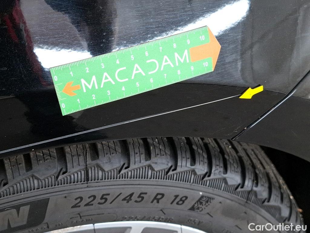  Mercedes  CLA-Klasse MERCEDES-BENZ CLA Coupe / 2019 / 4P / Coupé CLA 180 Business Line BA7 #11