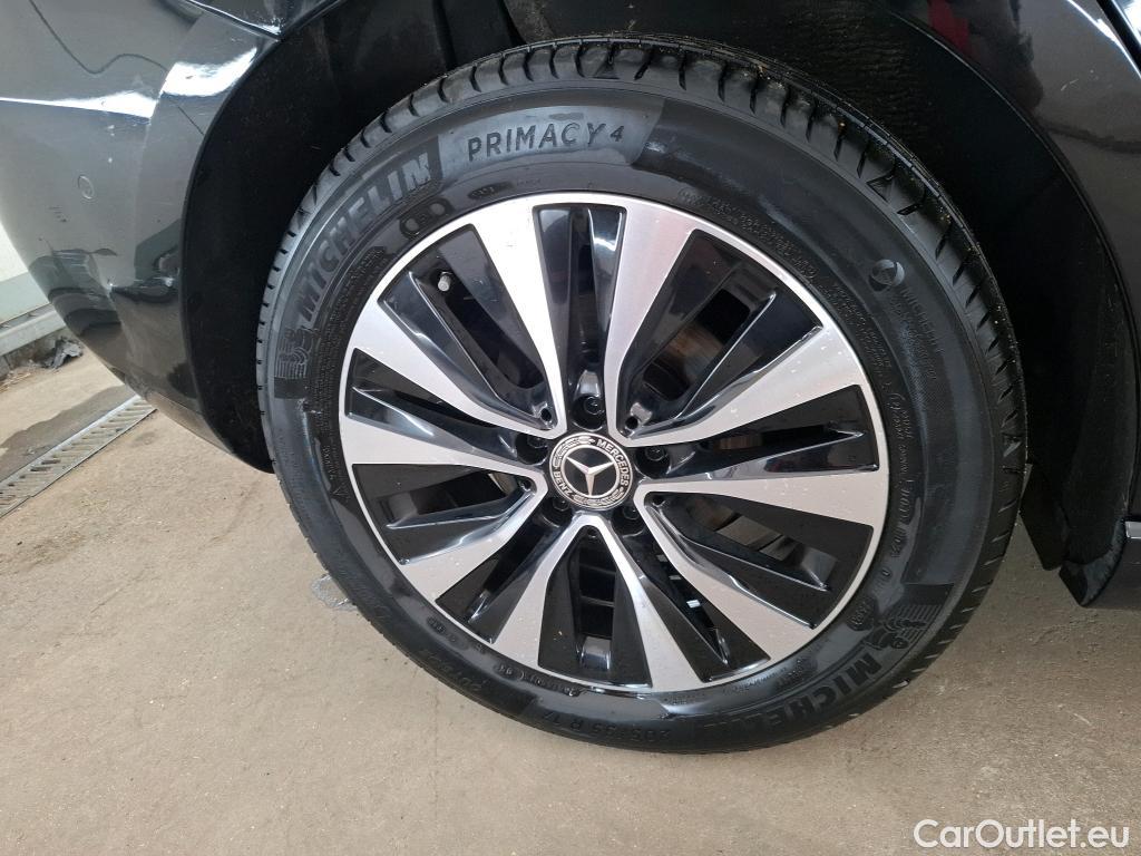  Mercedes  B-Klasse MERCEDES-BENZ Classe B / 2019 / 5P / monospace B 180 d Business Line Edition BA8 #39