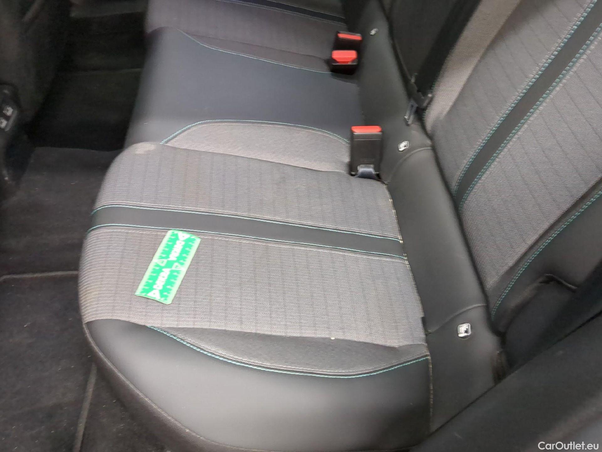  Peugeot  2008  Allure Pack 1.5 HDi 110CV BVM6 E6d #1