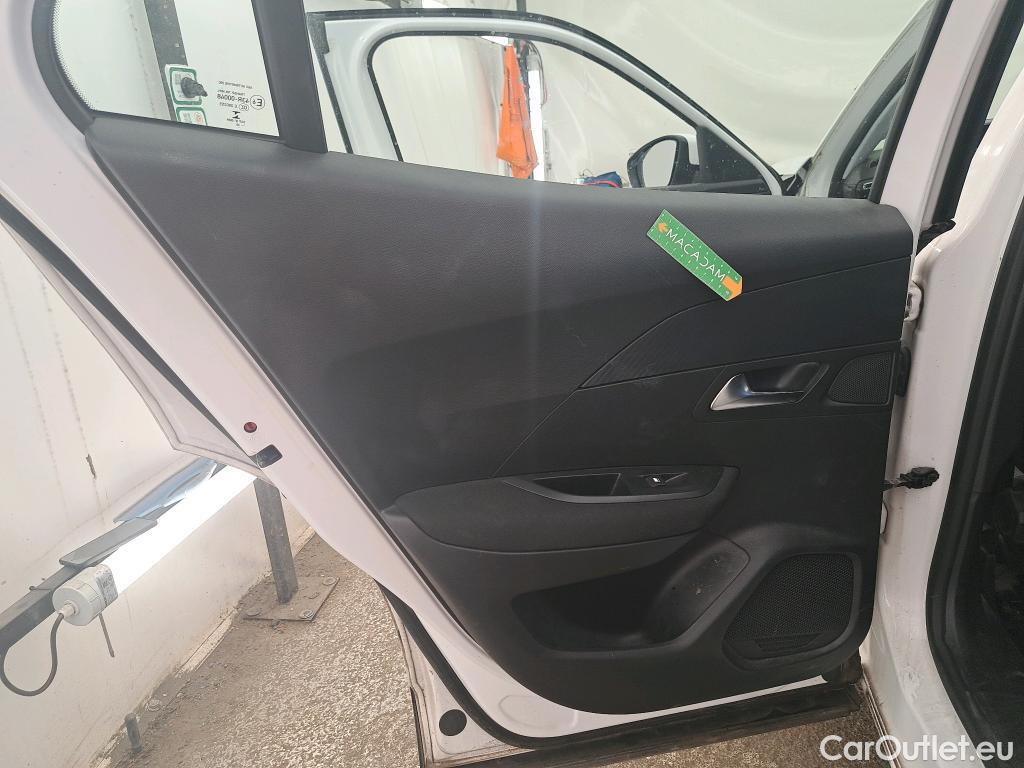 Peugeot  2008  Active Business 1.5 HDi 100CV BVM6 E6d #29