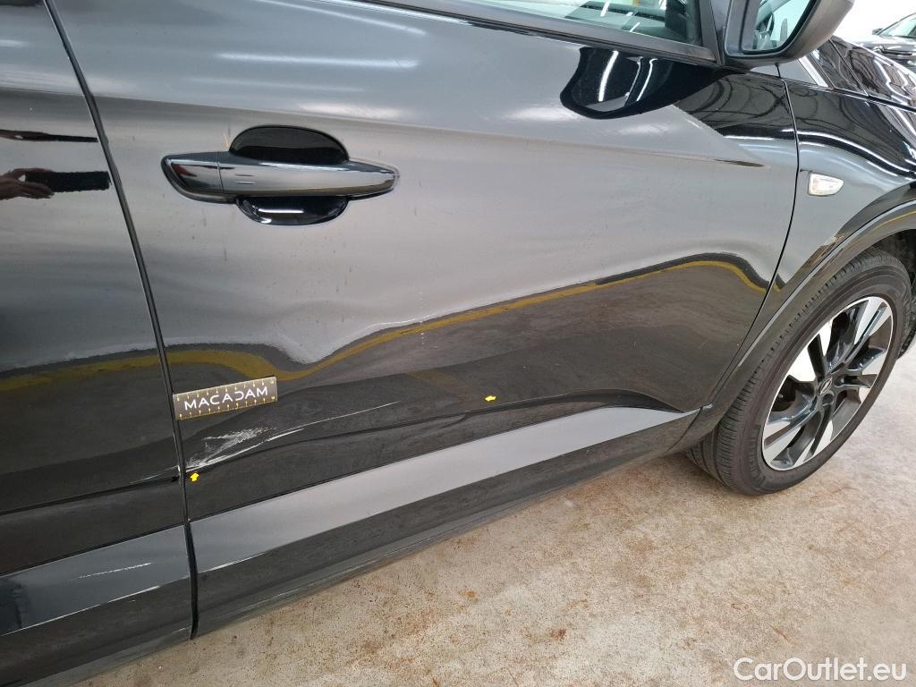  Opel   Grandland X Grandland X Elegance Business 1.5 130CV BVA8 6E #1