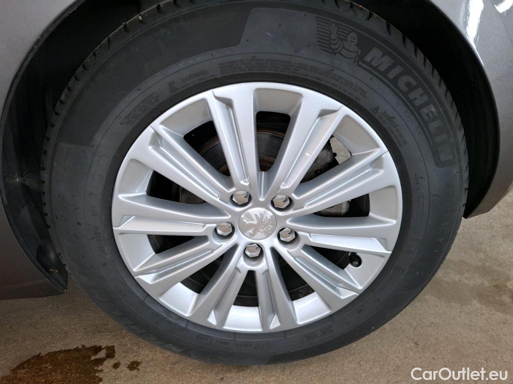  Peugeot  308  Allure 1.2 PureTech 130CV BVA8 E6d #18