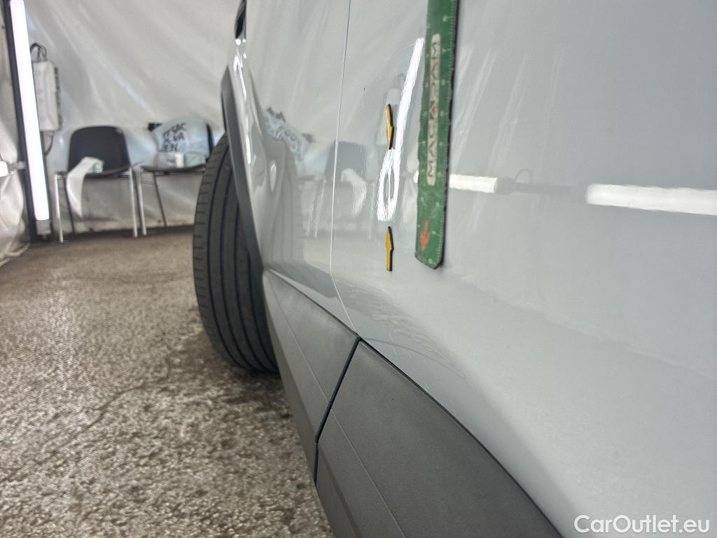  Renault  Captur  II Evolution 1.6 E-TECH Hybrid 145CV BVA6 E6d #10