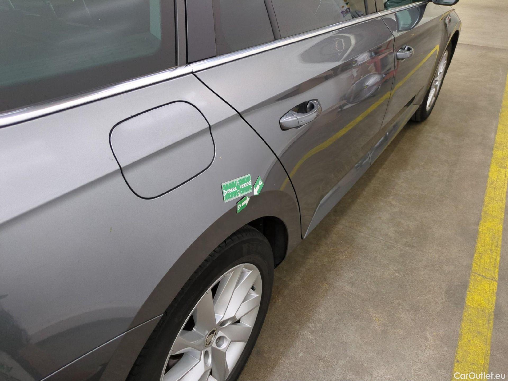 Skoda  Superb  Break Style 2.0 TDI 150CV BVA7 E6d #8