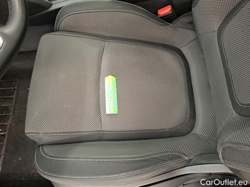  Renault  Megane  IV Estate Evolution 1.5 dCi 115CV BVM6 E6d #43