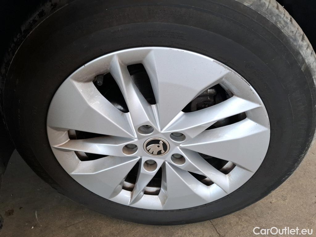 Skoda  Octavia  Break Business 2.0 TDI 115CV BVA7 E6d #10