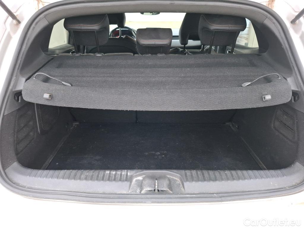  Renault  Clio  V Initiale Paris 1.5 dCi 115CV BVM6 E6dT #51